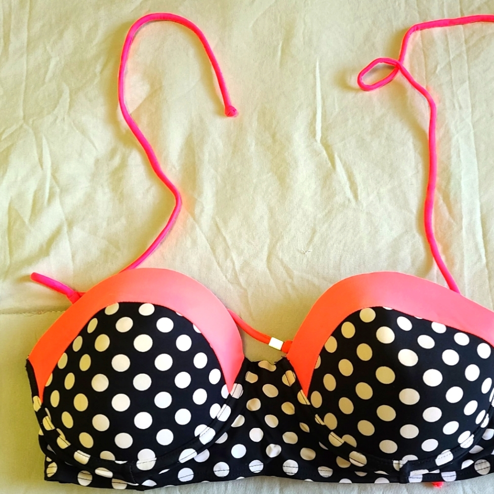 Adore Me polka dot swim top 36 D